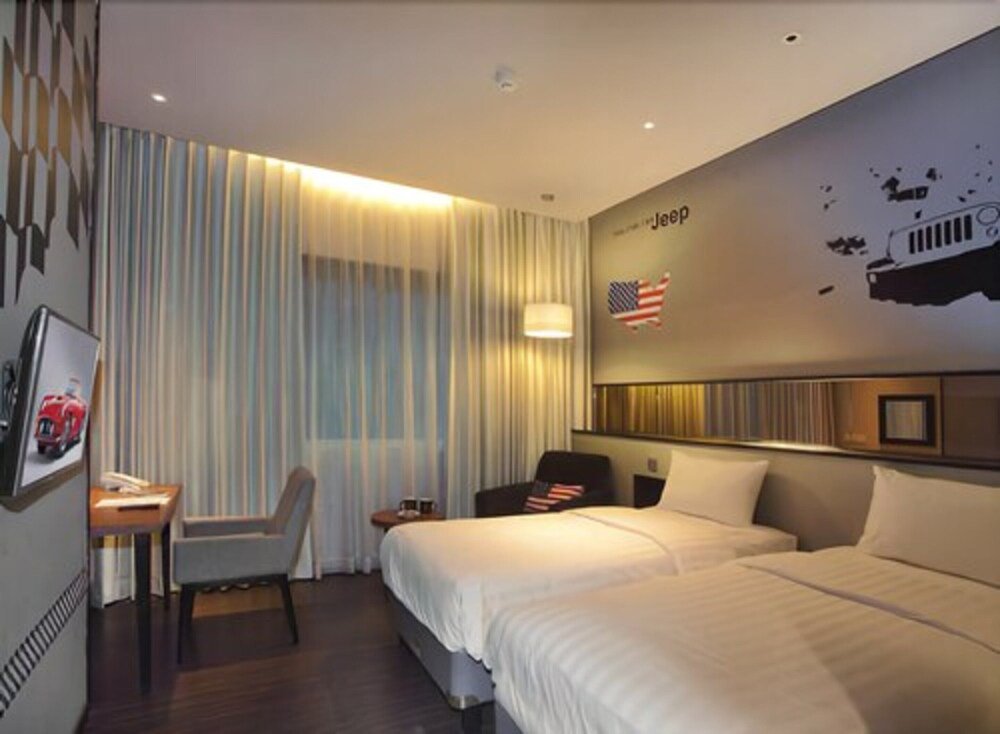 Cabin Hotel Room Type - Deluxe Twin Room