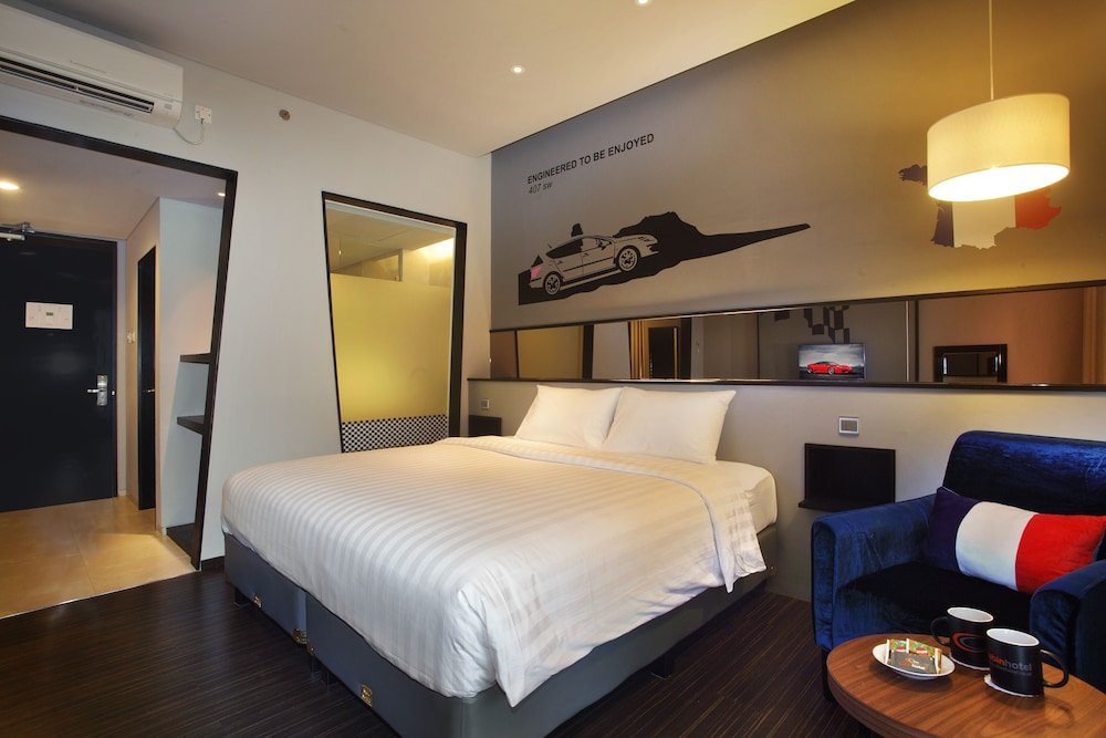Cabin Hotel Room Type - Deluxe Double Room