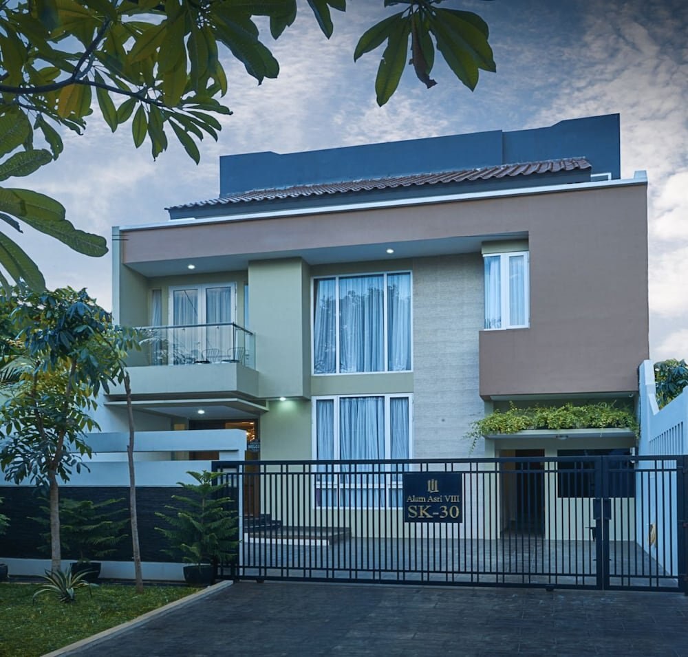Elliottii Residence Alam Asri - Tap to explore photos