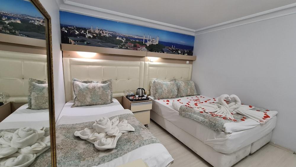 Oceans 7 Hotel Room Type - Triple Room Oceans 7 Hotel Room Type - Triple Room