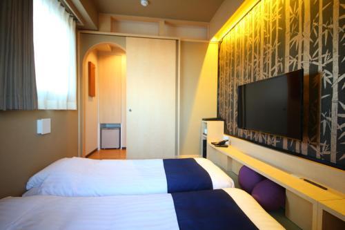 KOKO HOTEL Asakusa Komagata - Tap to explore photos