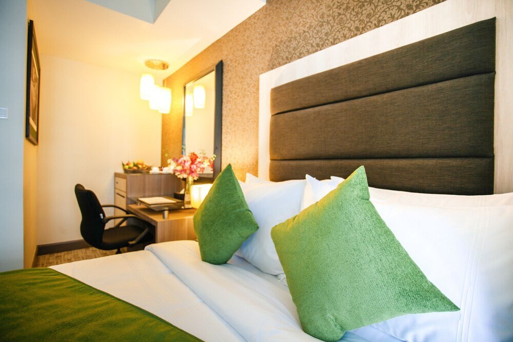 Verdant Hill Room Type - Superior Queen Room