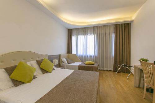 Hotel Boomerang Room Type - Superior Triple Room
