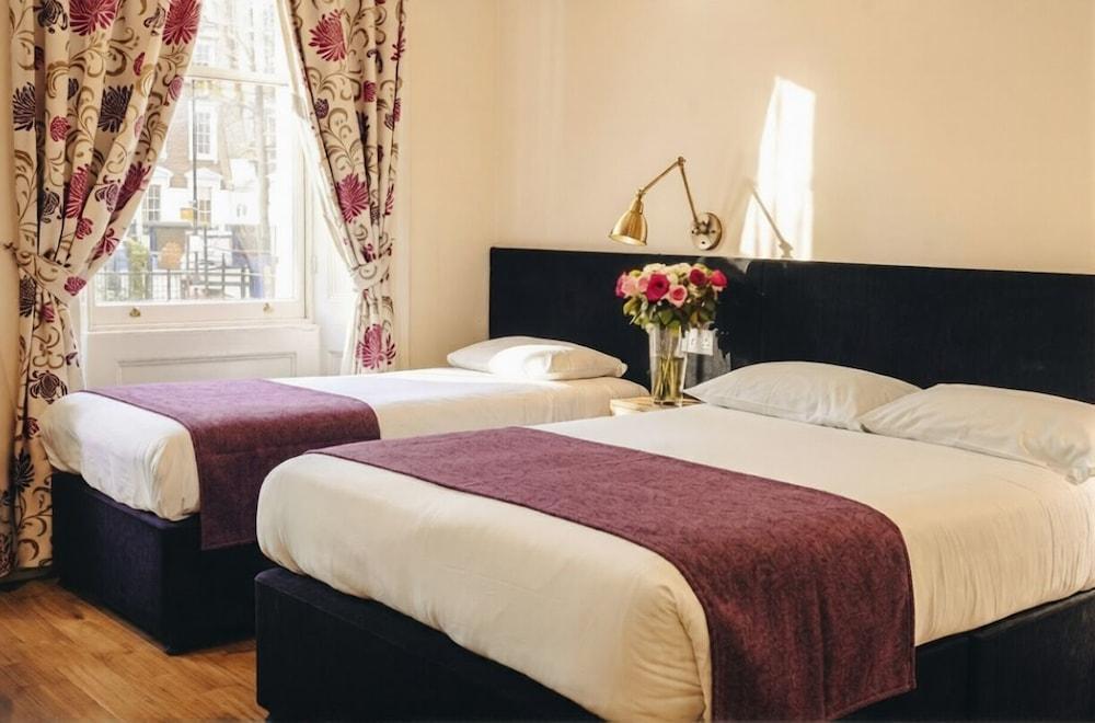 Athena Room Type - Classic Triple Room