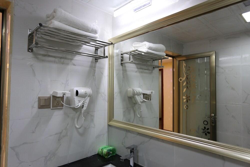 Nomo Service Apartment The Legend - Tap to explore photos