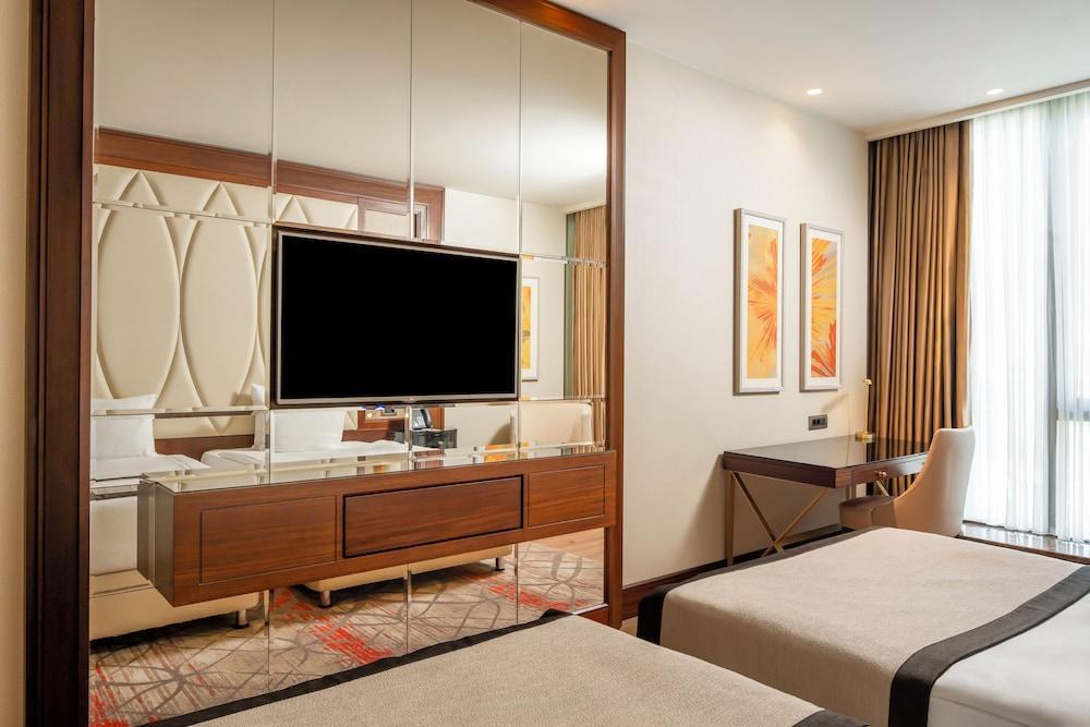 Elite World Grand Istanbul Basın Ekspres Room Type - Deluxe Room With 2 Single Beds Elite World Grand Istanbul Basın Ekspres Room Type - Deluxe Room With 2 Single Beds