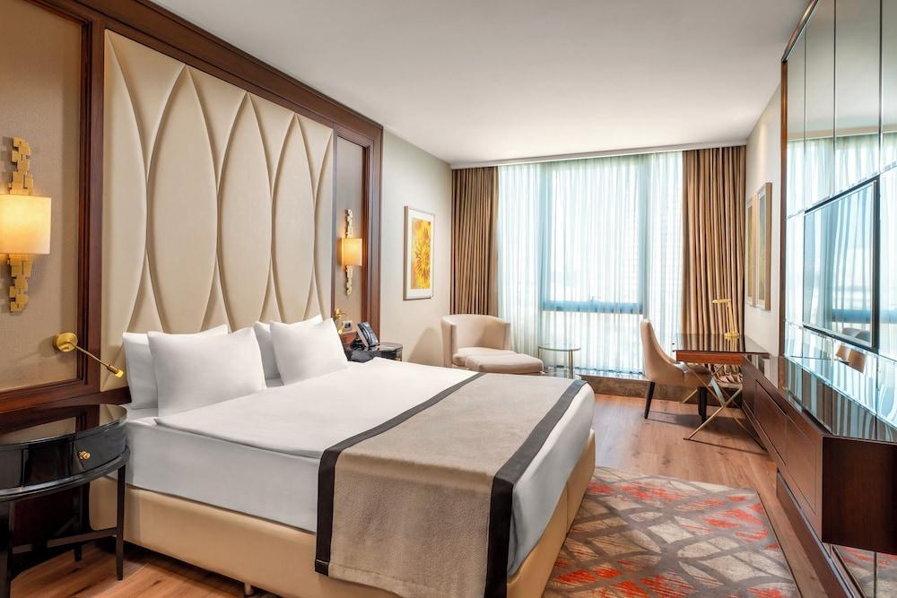 Elite World Grand Istanbul Basın Ekspres Room Type - Deluxe Room With Queen Size Bed Elite World Grand Istanbul Basın Ekspres Room Type - Deluxe Room With Queen Size Bed