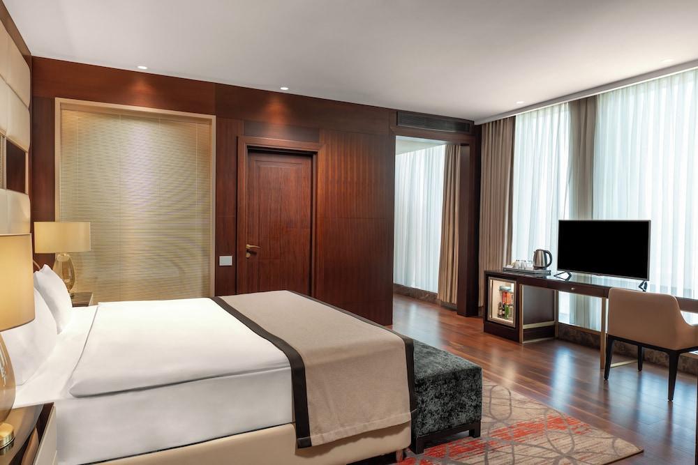 Elite World Grand Istanbul Basın Ekspres Room Type - Suite With King Size Bed