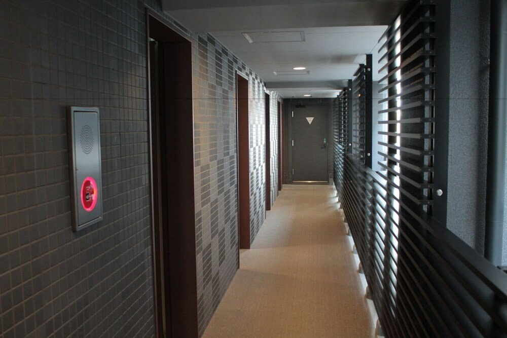 Hotel Livemax Tokyo Bakurocho - Tap to explore photos