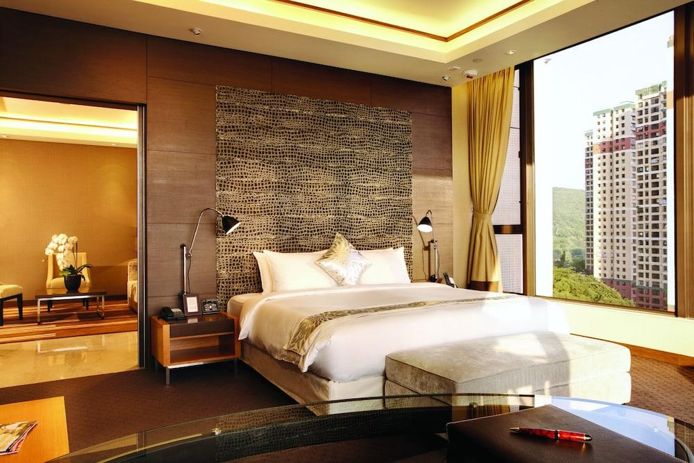 The T Hotel Room Type - Ocean View Suite