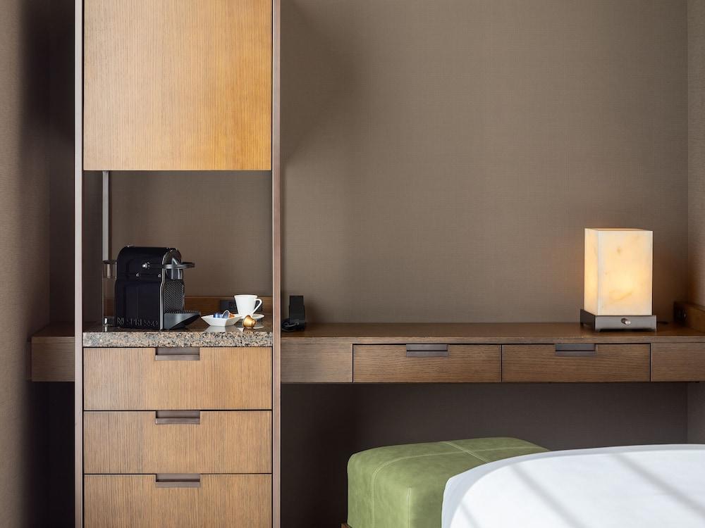 Hotel The Celestine Ginza Room Type - Deluxe , 2 beds , Smoking