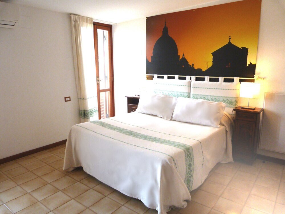 Domus Getsemani Room Type - Family Room Domus Getsemani Room Type - Family Room