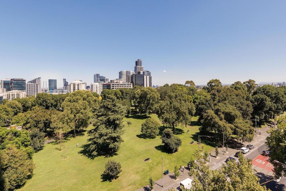 Avani Melbourne Jazz Corner Residences Room Type - Superior Garden View Studio - No Housekeeping