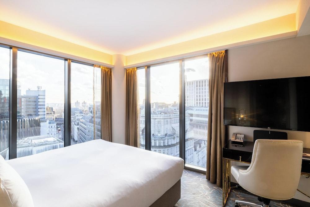 Hotel Leonardo Hotel London Aldgate - formerly Hotel Saint Room Type - Suite, 1 King Bed