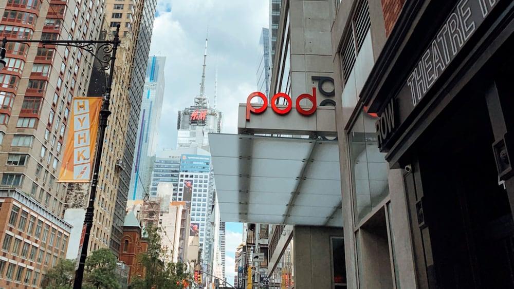 Pod Times Square Hotel - Tap to explore photos