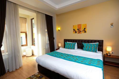 Retropera Hotel Room Type - Standard Double or Twin Room Retropera Hotel Room Type - Standard Double or Twin Room