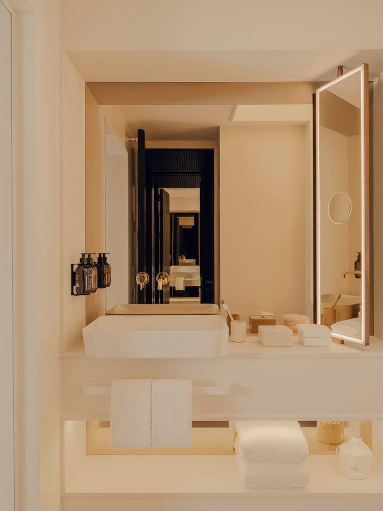 Aethos Hotel London Shoreditch Room Type - Junior Suite Twin