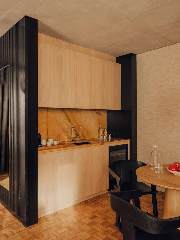 Aethos Hotel London Shoreditch Room Type - Shoreditch Balcony Suite Aethos Hotel London Shoreditch Room Type - Shoreditch Balcony Suite