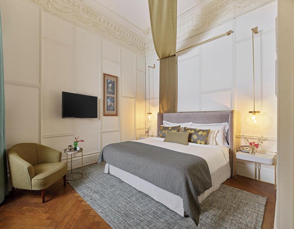Mr CAS Hotels - Special Class Room Type - Deluxe Double Room, Courtyard View Mr CAS Hotels - Special Class Room Type - Deluxe Double Room, Courtyard View