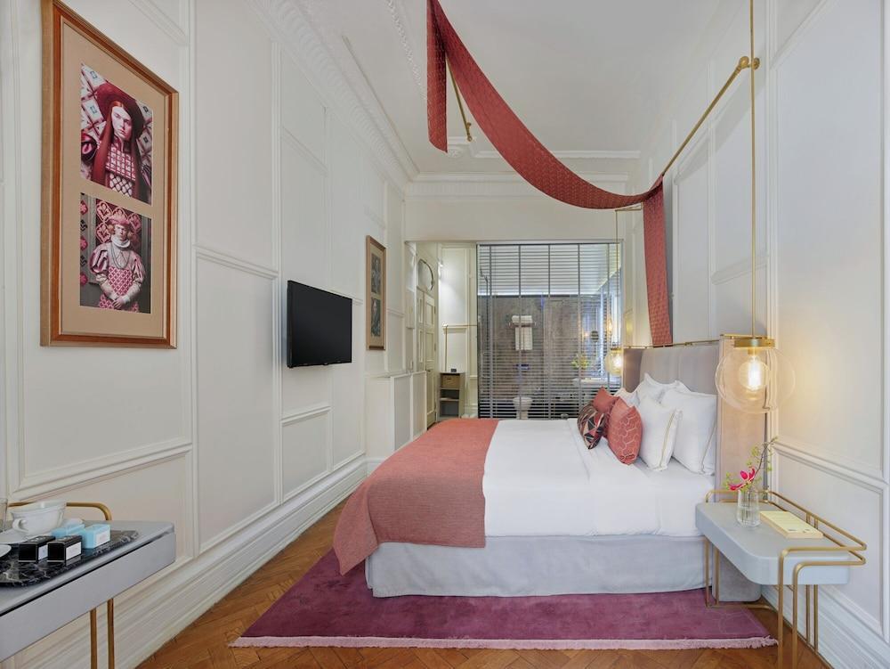 Mr CAS Hotels - Special Class Room Type - Deluxe Double Room, City View (Garden View) Mr CAS Hotels - Special Class Room Type - Deluxe Double Room, City View (Garden View)