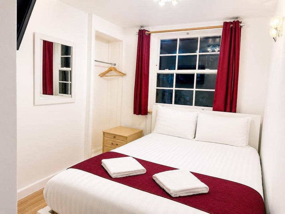 King's Cross Hotel Room Type - Double Room