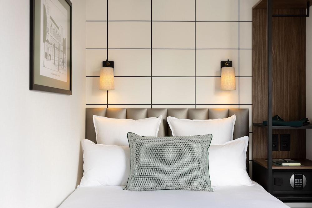 Hotel Moderniste Room Type - Chambre Small