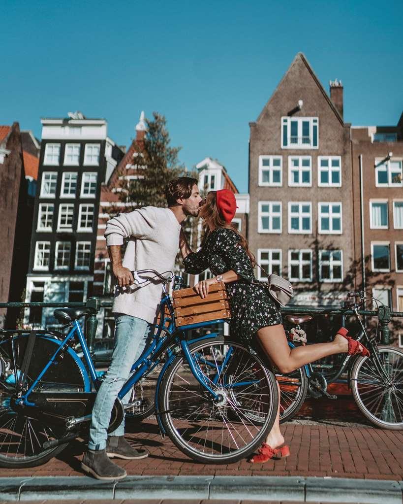 Hyatt Regency Amsterdam - Tap to explore photos
