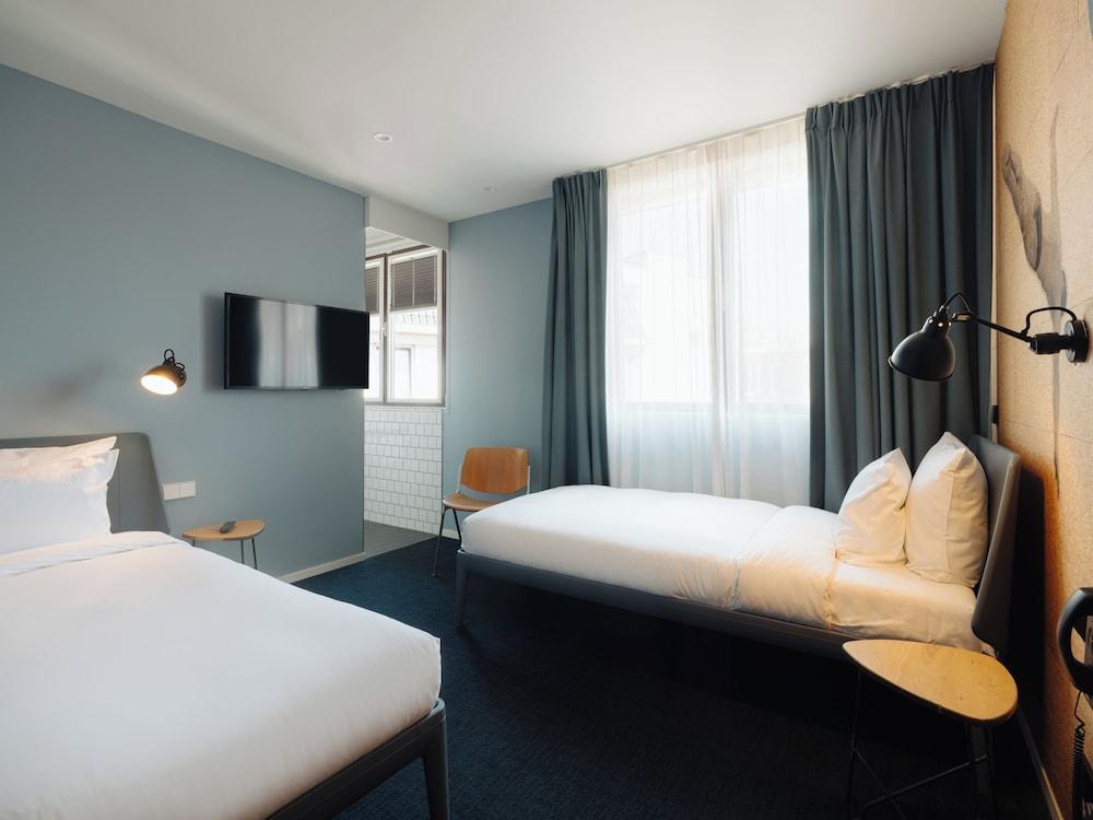 Conscious Hotel The Tire Station Room Type - Twin Room