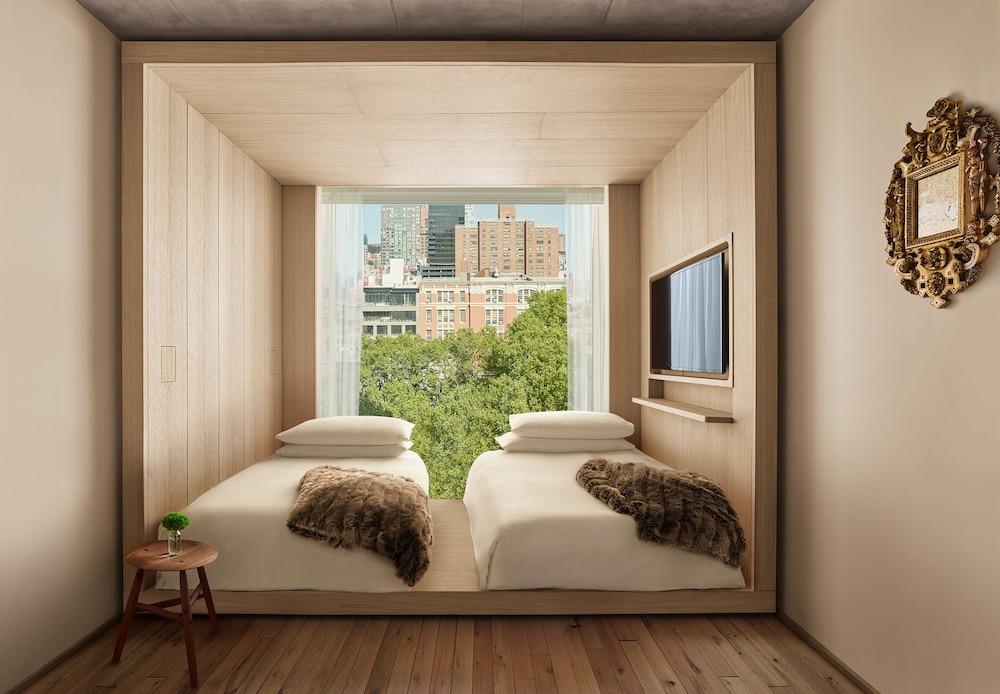PUBLIC, an Ian Schrager hotel Room Type - Double Room