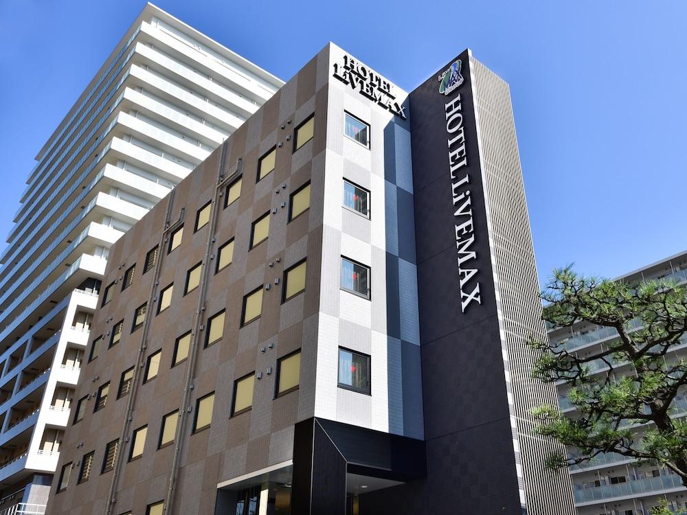 Hotel LiVEMAX Toyosu-Ekimae - Tap to explore photos