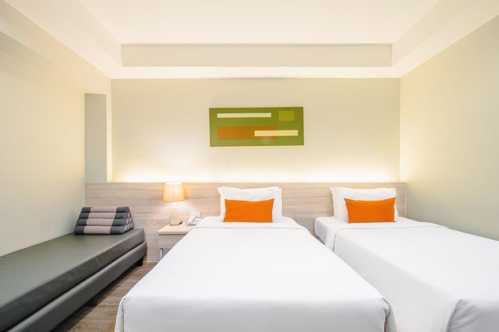Koon Hotel Sukhumvit Room Type - Superior Twin Room