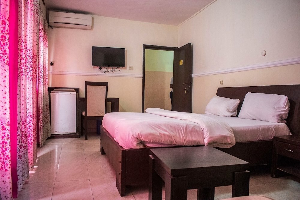 Peerage Retreat and Resort Room Type - Deluxe Room