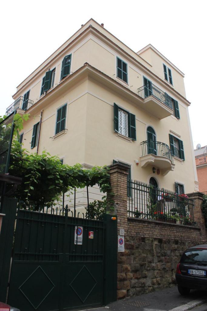 Casa per Ferie Beato Rosaz - Tap to explore photos