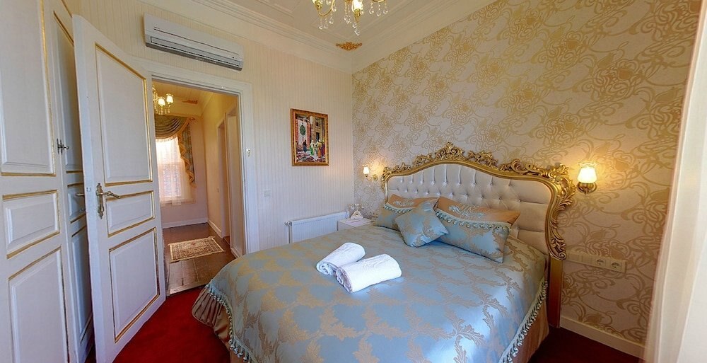 HHK Hotel Room Type - Standard Double Room