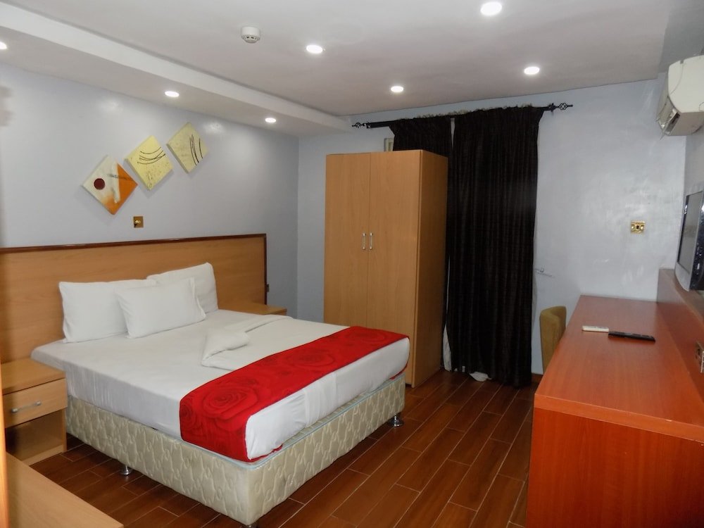 Pelican Hotel Lekki Room Type - Standard Room, 1 Bedroom