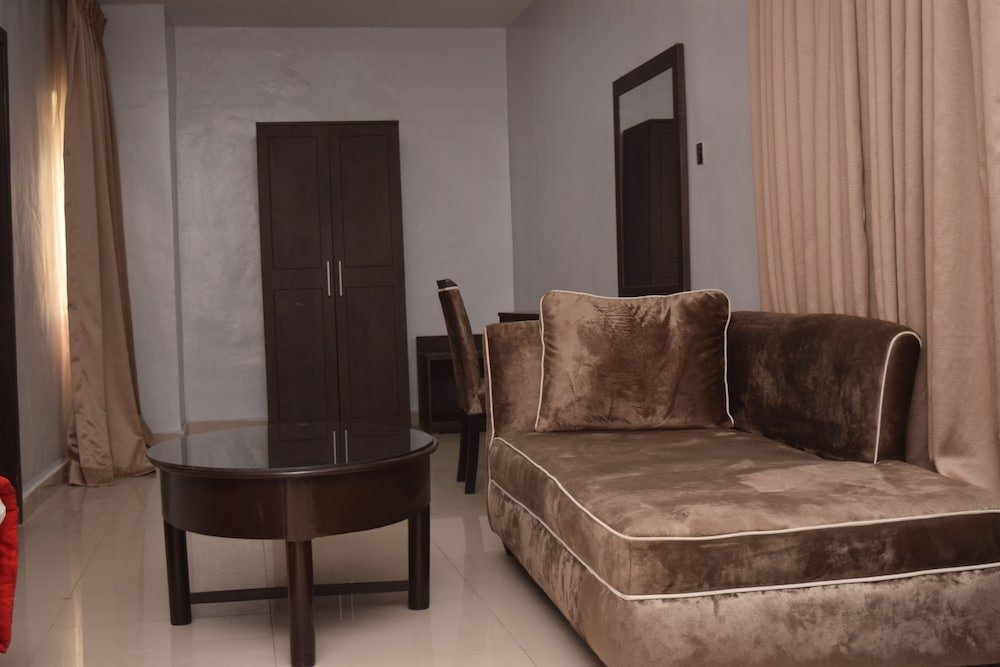Pelican Hotel Lekki - Tap to explore photos