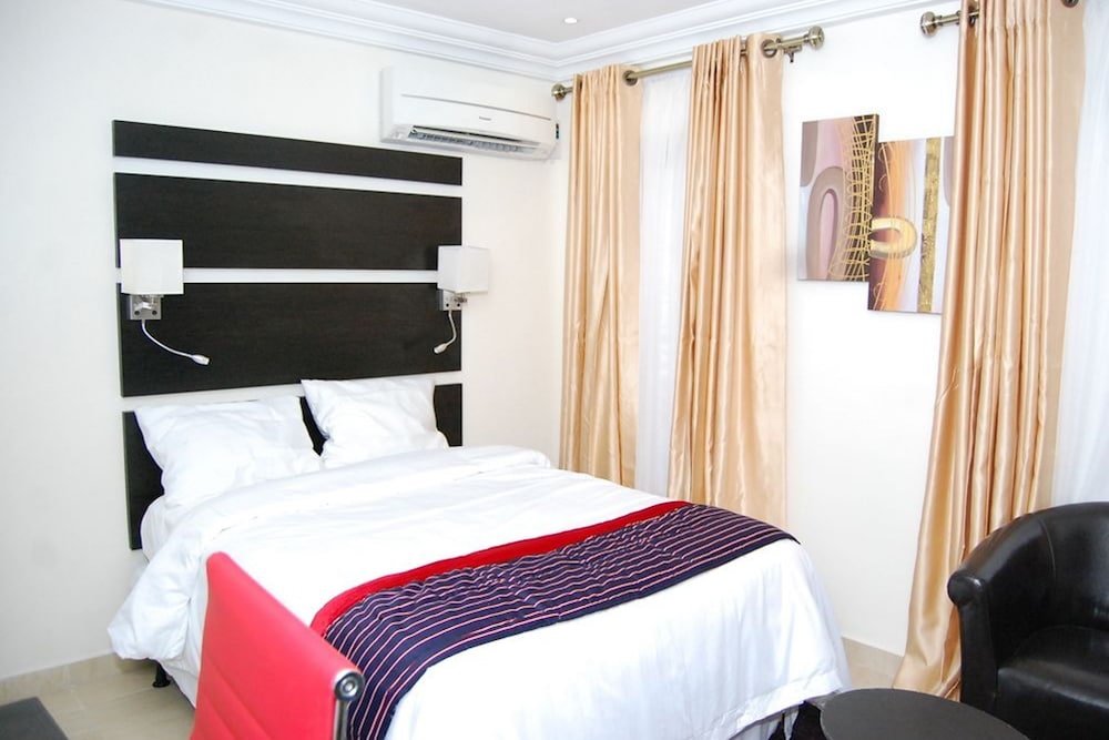 The Montrose Hotel Lekki Room Type - Deluxe Room