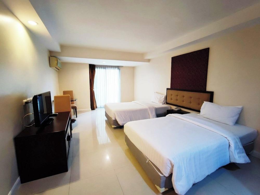 Romance Hotel Bangna Room Type - Studio Twin