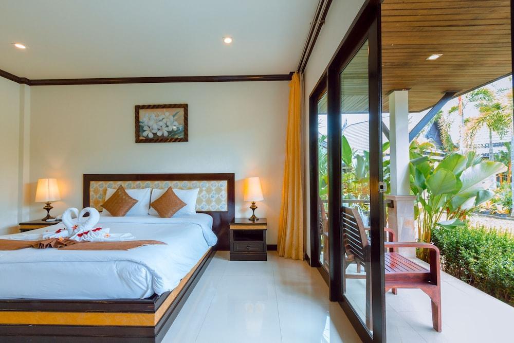 Airport Resort Phuket Room Type - Standard Villa King Bed