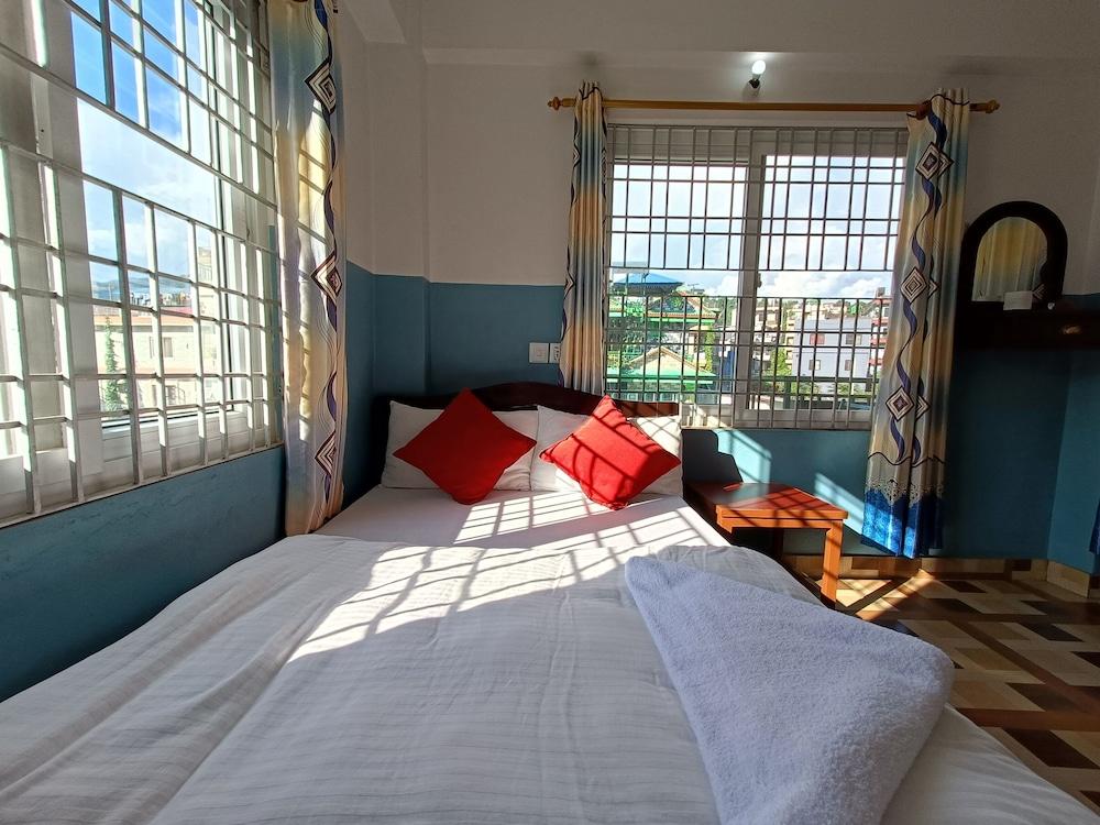 R&R Guest House Room Type - Standard Double Room