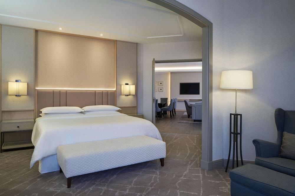Sheraton Imperial Kuala Lumpur Hotel Room Type - Presidential Suite, 1 Double Bed