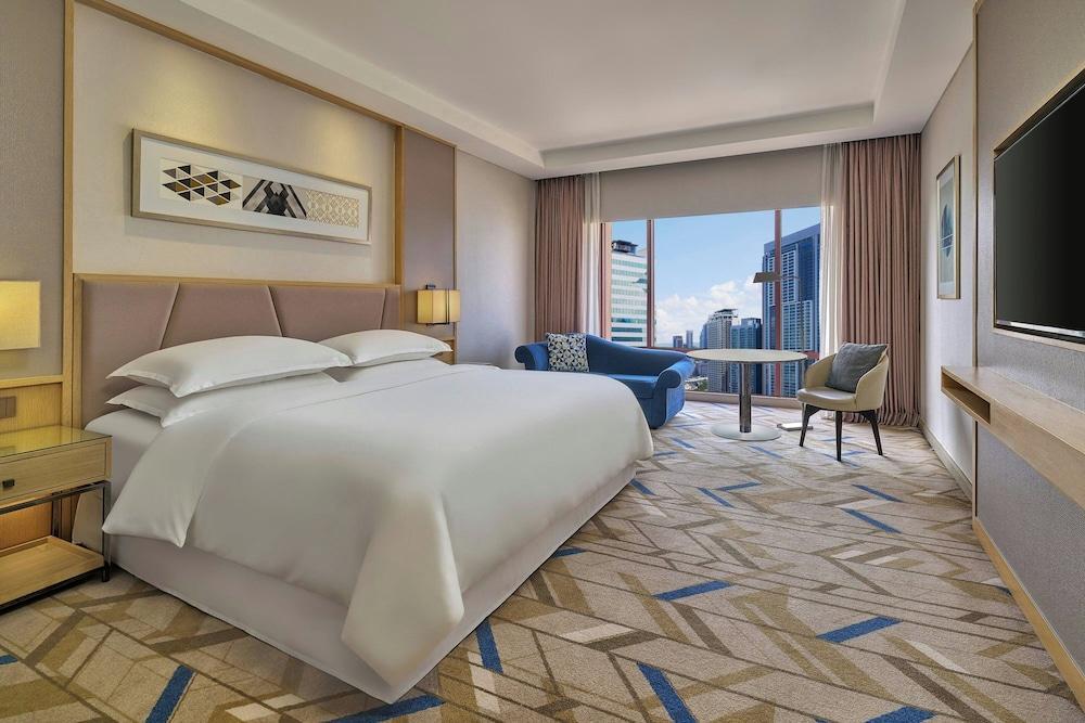 Sheraton Imperial Kuala Lumpur Hotel Room Type - Room, 1 King Bed