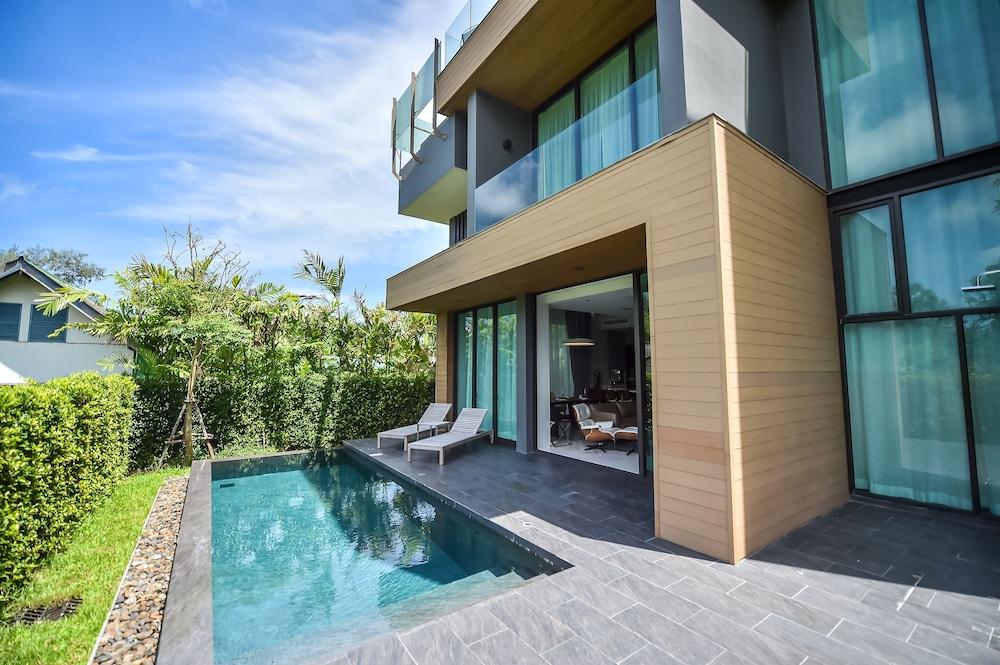Glam Habitat Hotel Room Type - Four-Bedroom Villa with Private Pool