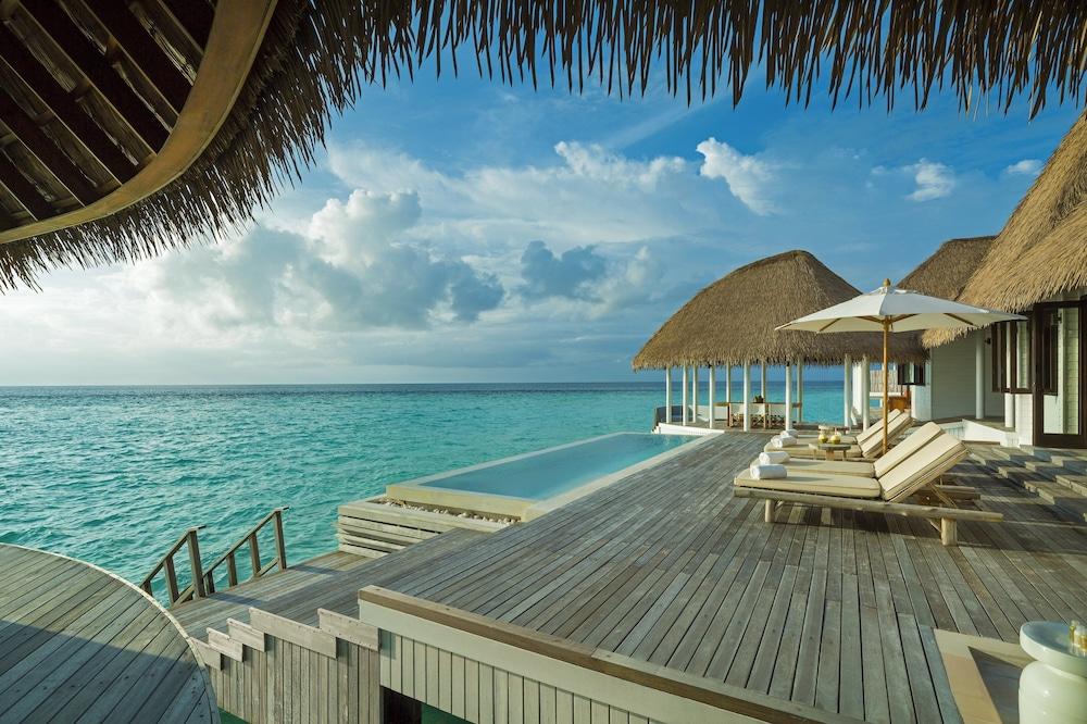 COMO Maalifushi Room Type - COMO Villa