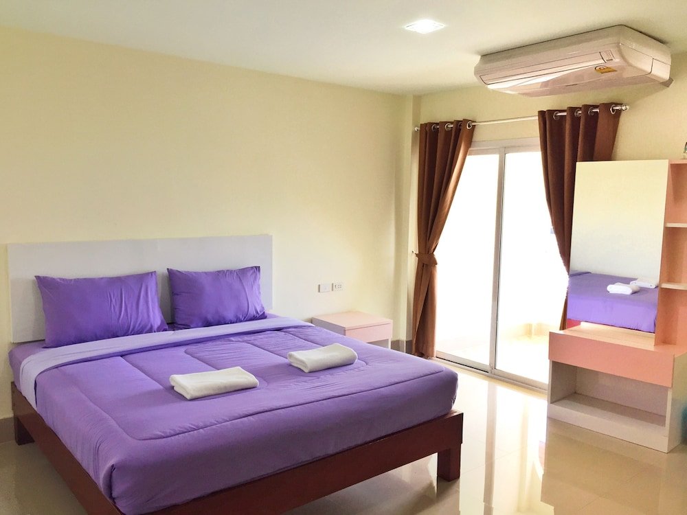 Smile Residence Room Type - Standard Double Room