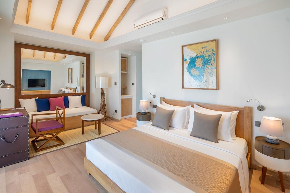 Ellaidhoo Maldives by Cinnamon Room Type - Water Bungalow