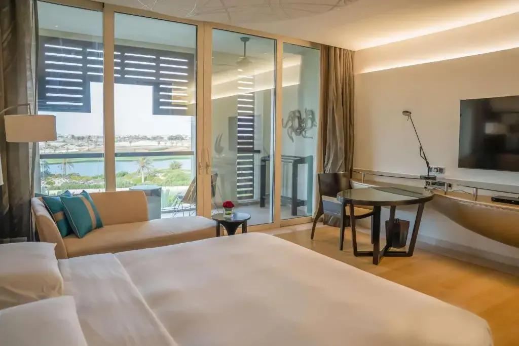 Park Hyatt Abu Dhabi Hotel and Villas - Tap to explore photos