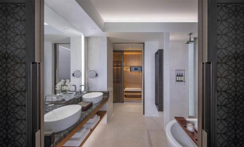 Park Hyatt Abu Dhabi Hotel and Villas Room Type - Twin Room with Garden View