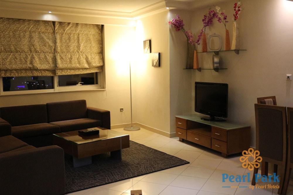 Pearl Executive Hotel Apartment Room Type - Deluxe Quad (Family)