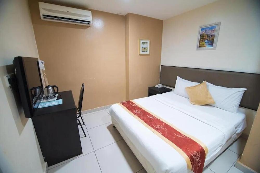 SohoTown Hotel Room Type - Standard Queen Room
